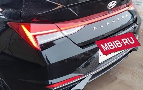 Hyundai Elantra, 2021 год, 1 680 000 рублей, 7 фотография