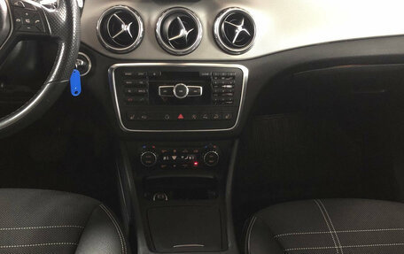 Mercedes-Benz GLA, 2015 год, 1 499 000 рублей, 13 фотография