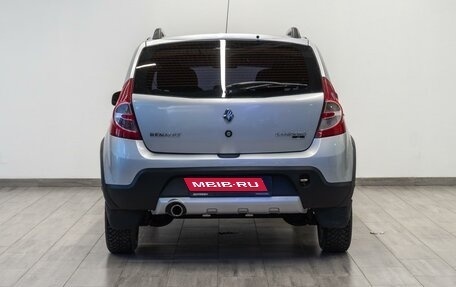 Renault Sandero I, 2013 год, 679 000 рублей, 3 фотография