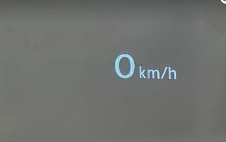 Volkswagen Tiguan II, 2022 год, 4 200 000 рублей, 14 фотография