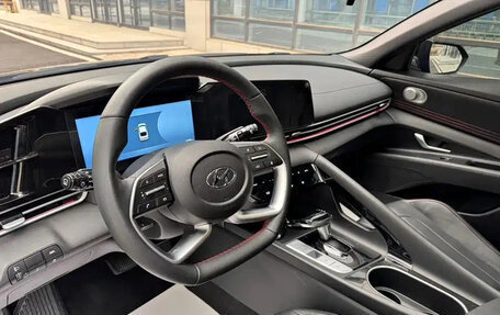 Hyundai Elantra, 2022 год, 1 130 000 рублей, 14 фотография