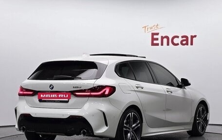 BMW 1 серия, 2021 год, 2 550 008 рублей, 2 фотография