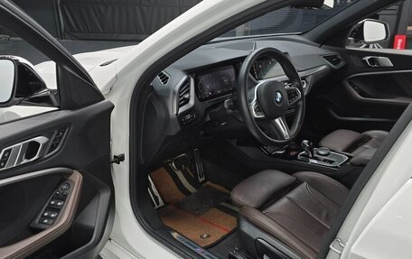 BMW 1 серия, 2021 год, 2 550 008 рублей, 7 фотография