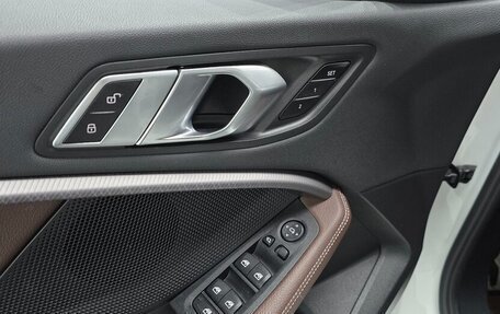 BMW 1 серия, 2021 год, 2 550 008 рублей, 13 фотография