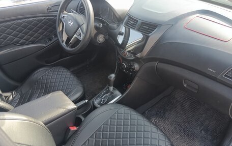 Hyundai Solaris II рестайлинг, 2014 год, 650 000 рублей, 6 фотография