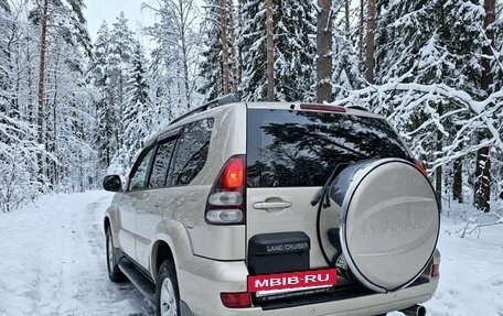 Toyota Land Cruiser Prado 120 рестайлинг, 2005 год, 2 450 000 рублей, 5 фотография