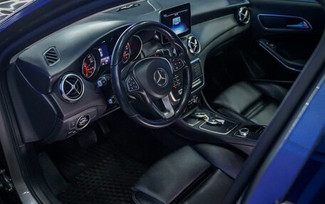 Mercedes-Benz GLA, 2018 год, 2 300 000 рублей, 11 фотография