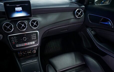 Mercedes-Benz GLA, 2018 год, 2 300 000 рублей, 32 фотография