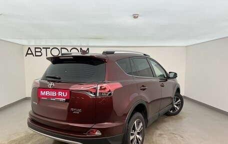 Toyota RAV4, 2018 год, 3 100 000 рублей, 2 фотография