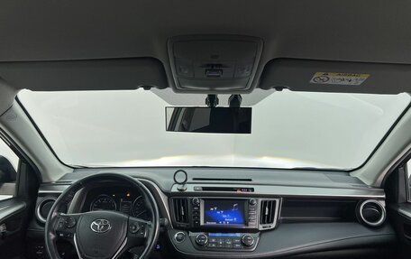 Toyota RAV4, 2018 год, 3 100 000 рублей, 9 фотография