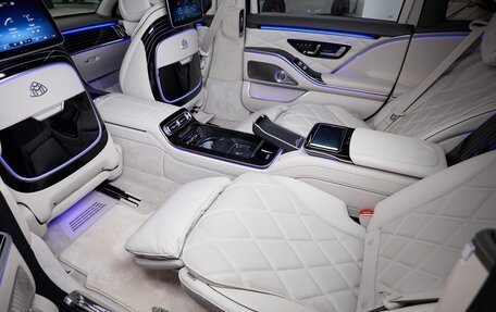 Mercedes-Benz Maybach S-Класс, 2021 год, 120 000 000 рублей, 18 фотография