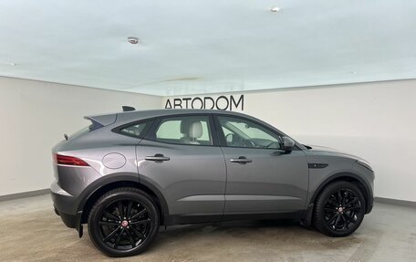 Jaguar E-Pace, 2020 год, 3 450 000 рублей, 6 фотография