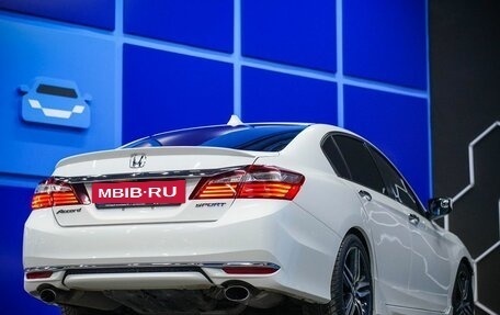 Honda Accord IX рестайлинг, 2016 год, 1 890 000 рублей, 6 фотография