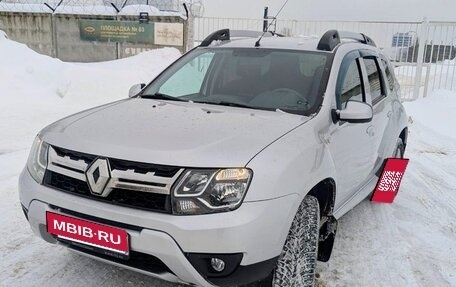 Renault Duster I рестайлинг, 2017 год, 1 360 000 рублей, 1 фотография