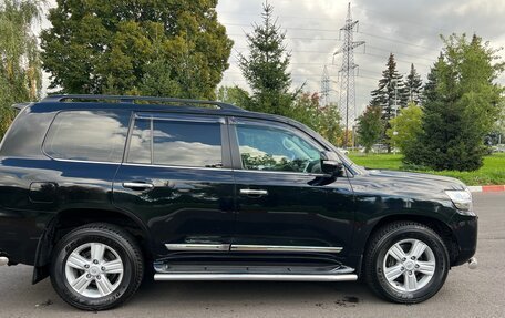 Toyota Land Cruiser 200, 2018 год, 10 500 000 рублей, 4 фотография