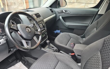 Skoda Yeti I рестайлинг, 2017 год, 1 650 000 рублей, 15 фотография