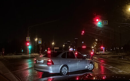 Opel Vectra B рестайлинг, 2001 год, 300 000 рублей, 13 фотография