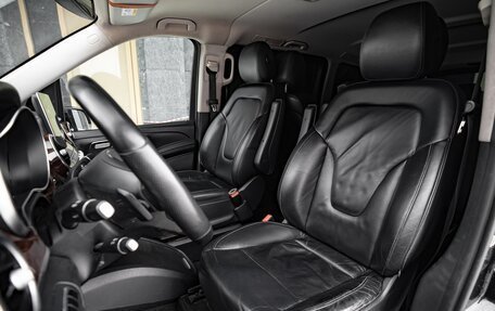 Mercedes-Benz V-Класс, 2016 год, 3 420 000 рублей, 15 фотография