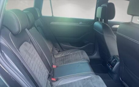 Volkswagen Passat B8 рестайлинг, 2023 год, 3 250 000 рублей, 3 фотография