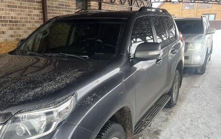 Toyota Land Cruiser Prado 150 рестайлинг 2, 2016 год, 4 250 000 рублей, 8 фотография