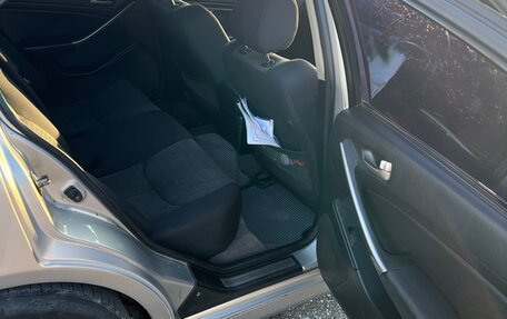 Nissan Skyline, 2002 год, 540 000 рублей, 13 фотография