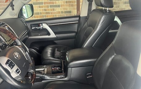 Toyota Land Cruiser 200, 2014 год, 4 500 000 рублей, 4 фотография