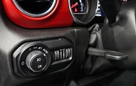 Jeep Wrangler, 2022 год, 5 557 000 рублей, 12 фотография