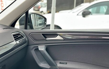 Volkswagen Tiguan II, 2020 год, 3 300 000 рублей, 11 фотография