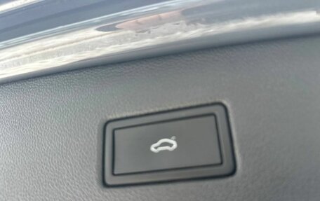 Volkswagen Tiguan II, 2020 год, 3 300 000 рублей, 25 фотография