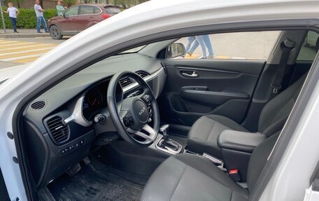 KIA Rio IV, 2021 год, 1 700 000 рублей, 5 фотография