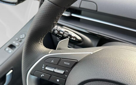 Hyundai Staria, 2025 год, 6 500 000 рублей, 17 фотография