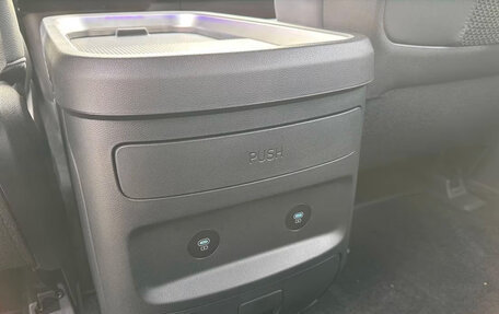 Hyundai Staria, 2025 год, 6 500 000 рублей, 27 фотография