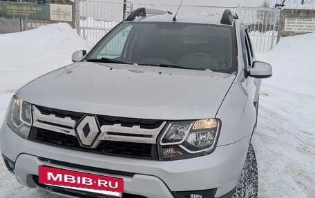 Renault Duster I рестайлинг, 2017 год, 1 360 000 рублей, 5 фотография