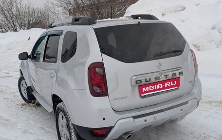 Renault Duster I рестайлинг, 2017 год, 1 360 000 рублей, 4 фотография