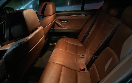 BMW 5 серия, 2011 год, 1 850 000 рублей, 10 фотография