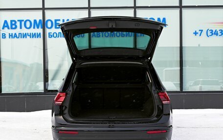 Volkswagen Tiguan II, 2018 год, 2 915 000 рублей, 20 фотография