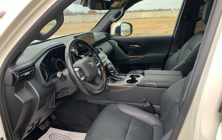 Toyota Land Cruiser, 2022 год, 13 100 000 рублей, 9 фотография