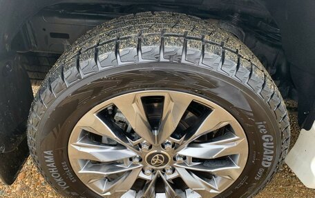 Toyota Land Cruiser, 2022 год, 13 100 000 рублей, 16 фотография