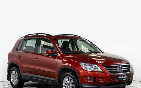 Volkswagen Tiguan I, 2011 год, 1 378 000 рублей, 2 фотография