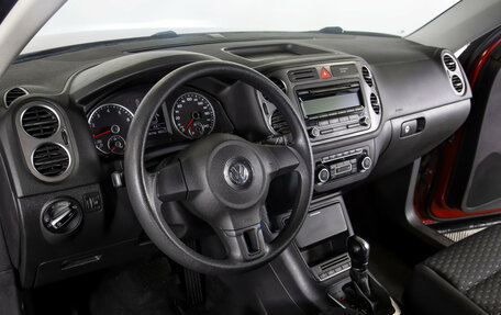 Volkswagen Tiguan I, 2011 год, 1 378 000 рублей, 23 фотография