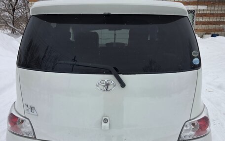 Toyota bB II рестайлинг, 2013 год, 600 000 рублей, 3 фотография