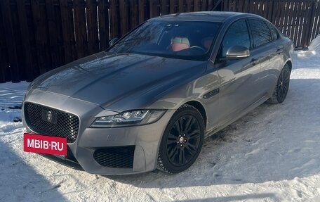 Jaguar XF II, 2020 год, 3 200 000 рублей, 2 фотография