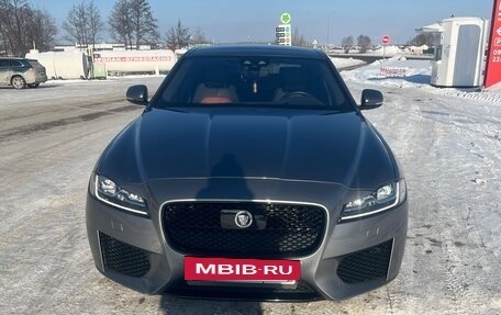 Jaguar XF II, 2020 год, 3 200 000 рублей, 16 фотография
