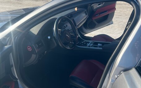 Jaguar XF II, 2020 год, 3 200 000 рублей, 25 фотография