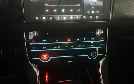 Jaguar XF II, 2020 год, 3 200 000 рублей, 37 фотография