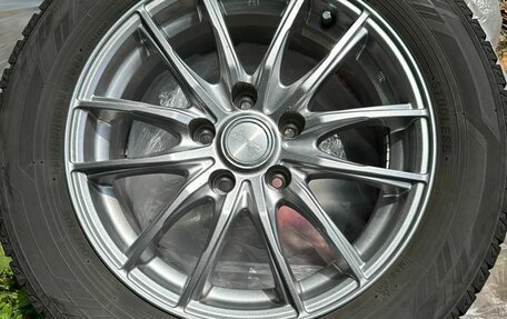 Toyota Prius Alpha I (ZVW40/41), 2019 год, 2 300 000 рублей, 3 фотография