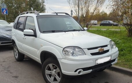 Chevrolet Niva I рестайлинг, 2014 год, 455 000 рублей, 2 фотография
