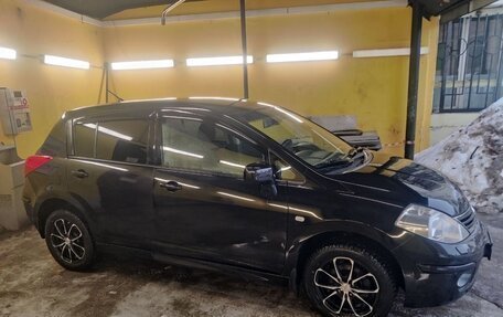 Nissan Tiida, 2010 год, 600 000 рублей, 3 фотография