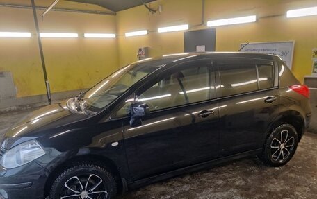 Nissan Tiida, 2010 год, 600 000 рублей, 4 фотография