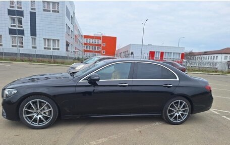 Mercedes-Benz E-Класс, 2022 год, 5 700 000 рублей, 3 фотография